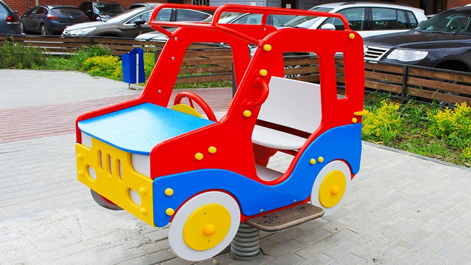 Доставка и установка машинок для детских площадок в Екатеринбурге